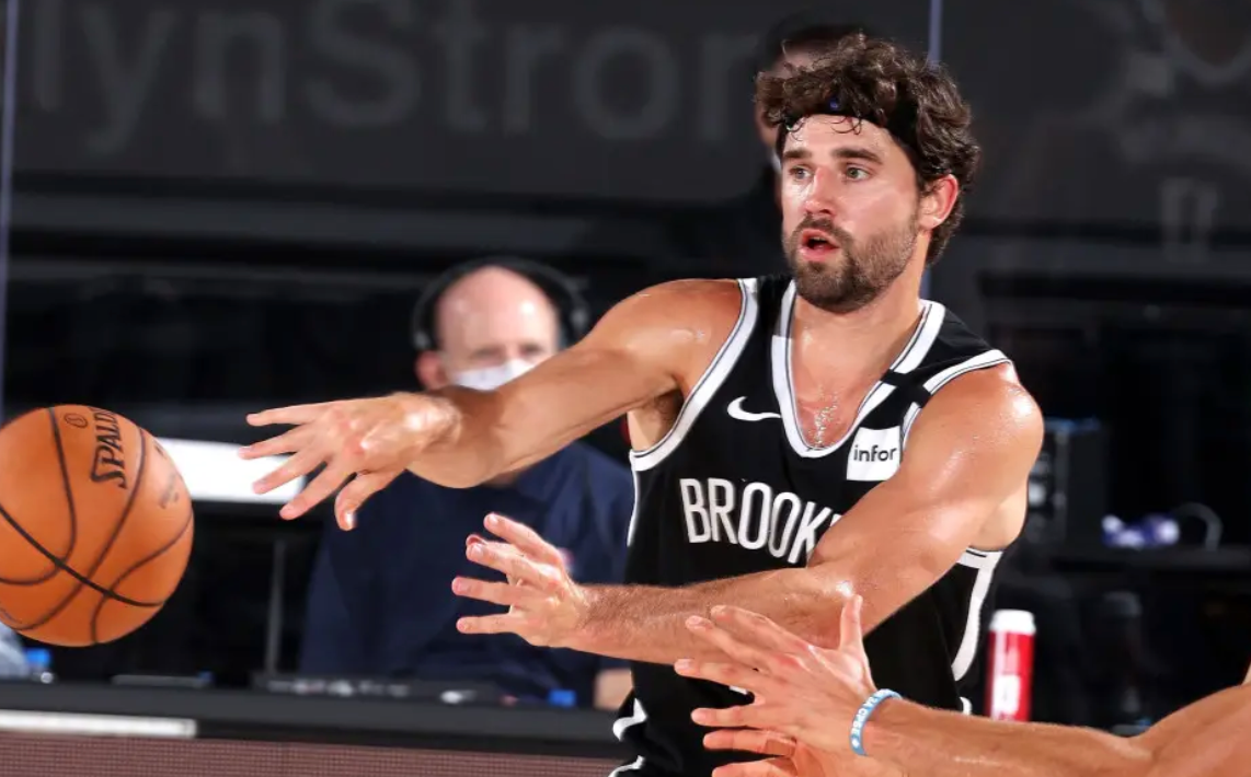 徐嘉敏|给各位NBA老板的忠告！请认真识别白人射手，千万别送一份大合同