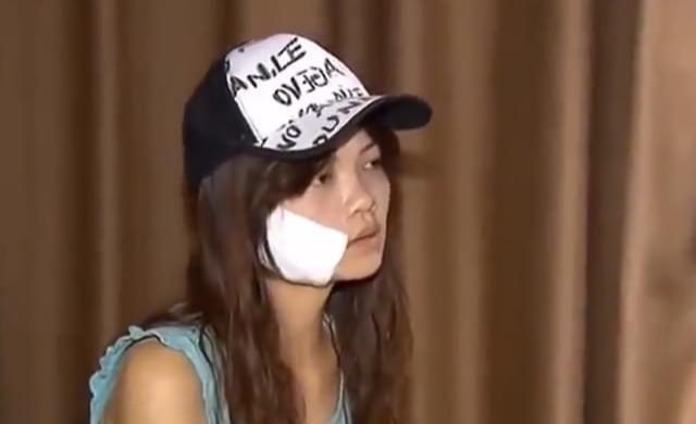 湖南女子上班一夜赚8000元,丈夫看其手机后,连夜将她毁容