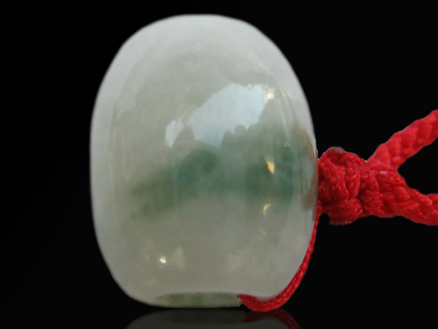 翡翠|不了解翡翠的属性，爱起它来是非常累的，还不喜爱它的最初形态