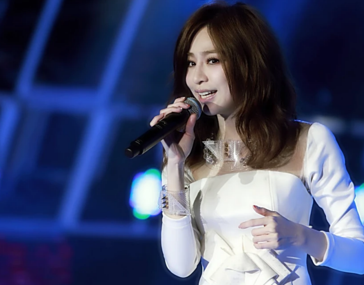 王心凌|大众女神王心凌，凭《浪姐3》重出江湖，再次在舞台上绽放光芒