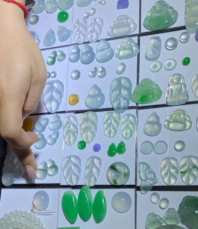 翡翠|品质高的翡翠总能给人不一样的感觉