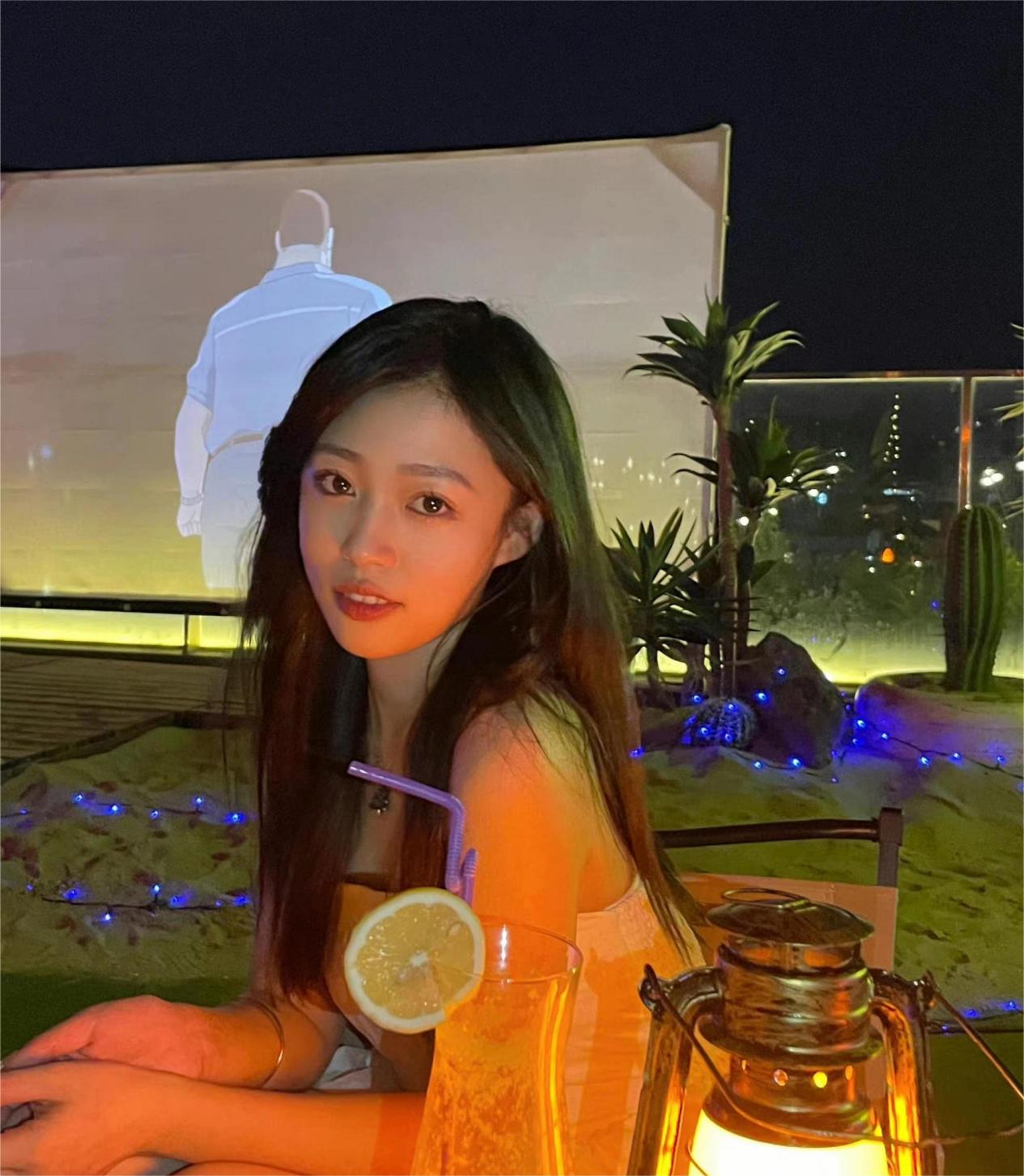 露营|女子户外露营“混帐”，丈夫驱车现场抓包，露营监管有待商讨