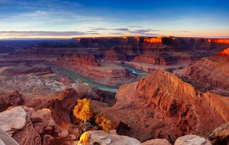 隔离|穷游的意义在于，尽管没有太多的钱，也可以有勇气出发
