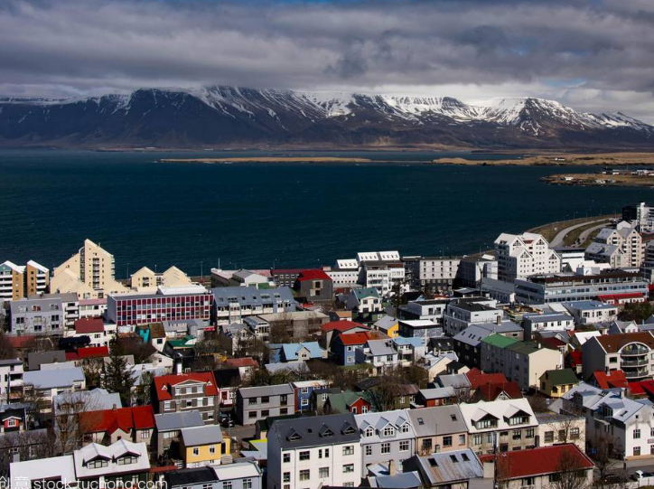 火车|雷克雅未克：不论晴雨，蓝湖都能让人获得独特的体验也是最佳的休闲场所