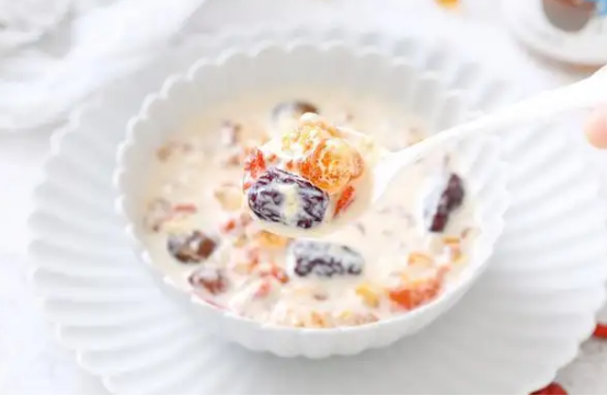 运动|不想老得快的女性，建议多吃这5种食物，胶质丰富不长肉，早吃早受益