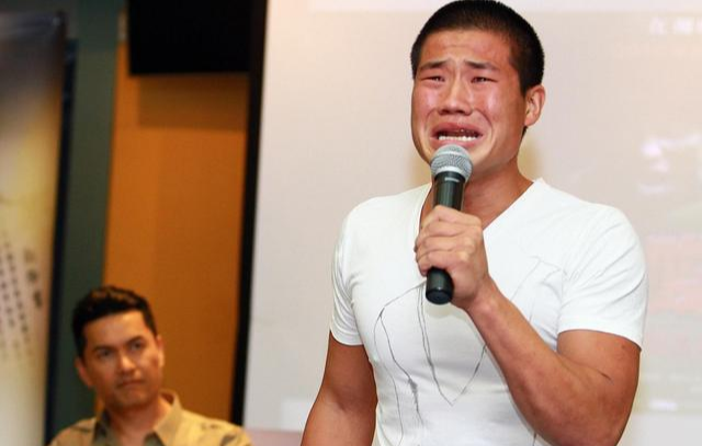 姚安濂|潘嘎之交后现“潘姚之交”,姚安濂接班潘长江卖酒,被讽刺没底线