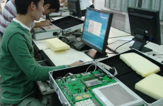 闲鱼|互联网热潮来袭，计算机行业值得报考吗？过来人给出答案