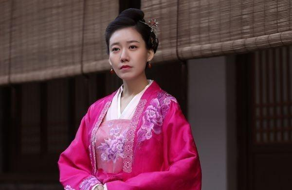 梁晗|《知否》,同样的手段嫁入豪门,林噙霜和墨兰为何效果完全不一样