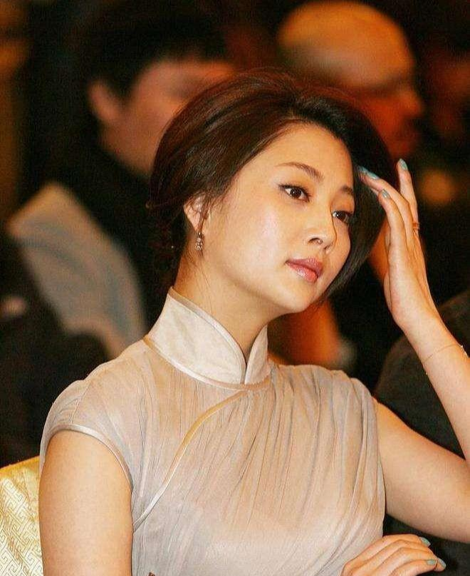 殷桃|殷桃美出天际，红毯赢家！可惜，天不遂人愿，让她单身至今