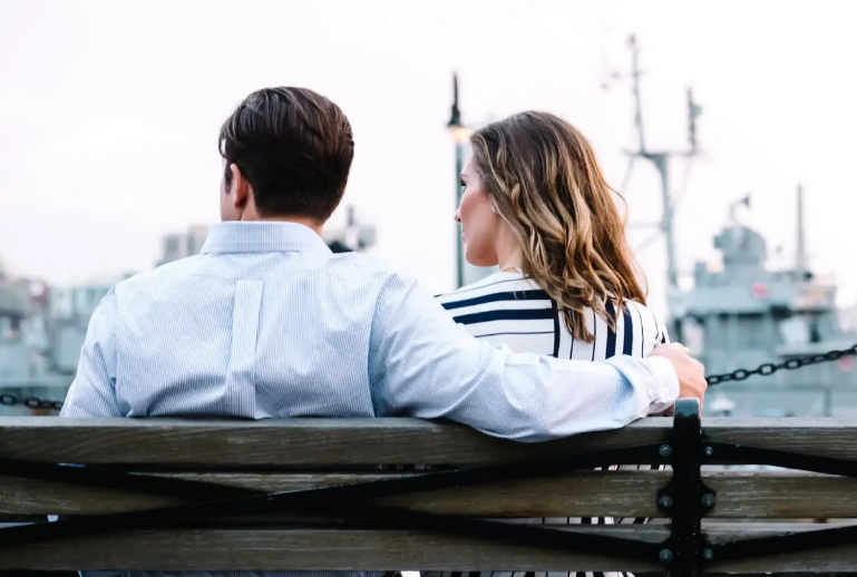 |有哪些星座比较容易产生职场恋的呢？