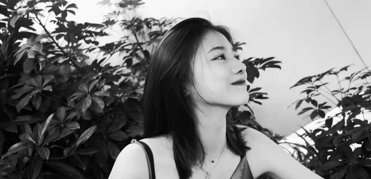 章子怡|汪峰17岁女儿的“女团脸”，简直是复制粘贴她妈，比章子怡还美