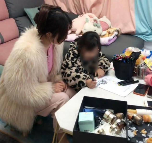 南昌|太过分？浙江一男子为房贷焦虑，妻子花2000买化妆品后被怒砸