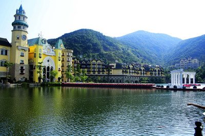 露营|?东部华侨城,众多娱乐项目,等你来探索