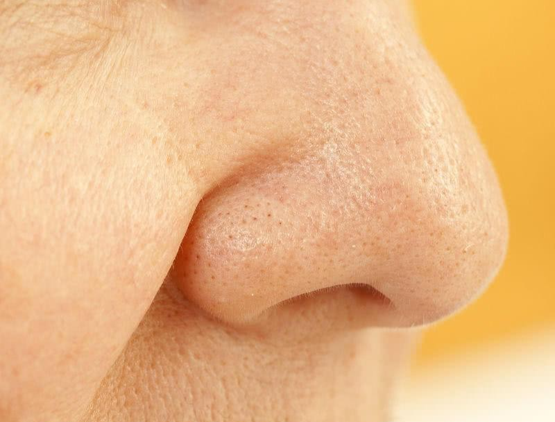 卸妆 中年女人脸色暗黄气色差？坚持养成这几个好习惯，就算老了也耐看 。