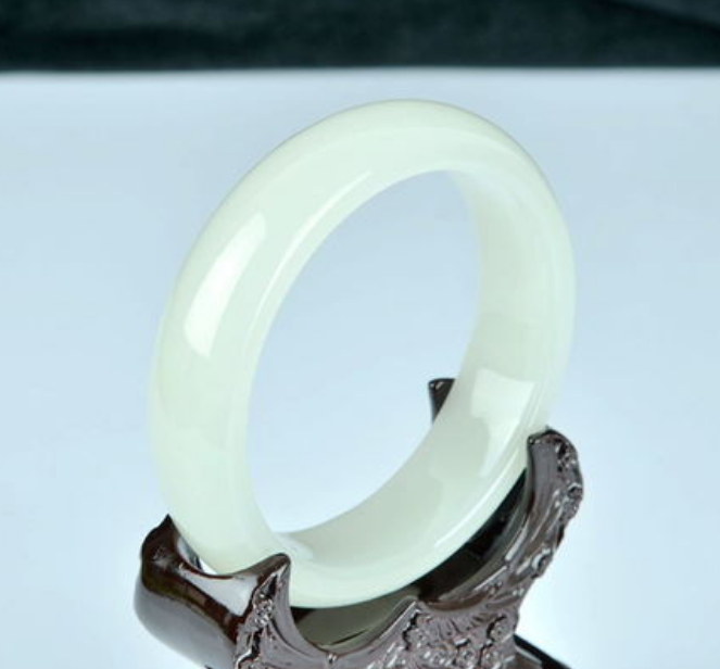 |四大名玉之一和田玉，应该如何正确收藏？怎么让和田玉价值最大化