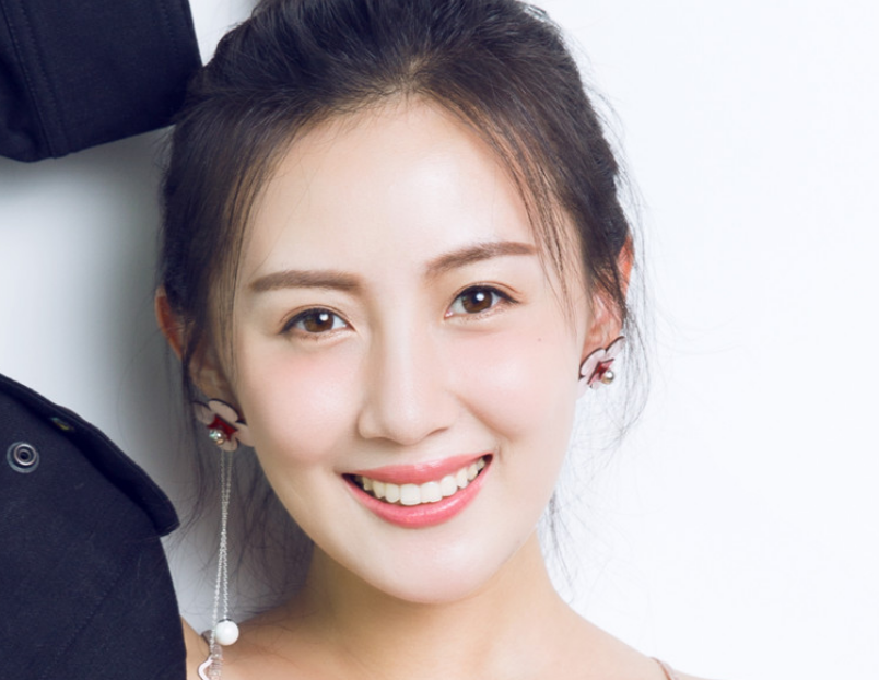 张墨锡|张墨锡不依附任何人,用好资源和实力扶正姿态,小名气终有大发展