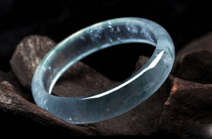 翡翠手镯|翡翠手镯里面的棉，你都了解多少？低价棉和高端棉的区别