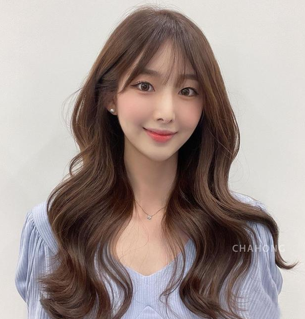 发型 羊毛卷已过时，22款当下流行发型送给大家，直接剪就对了