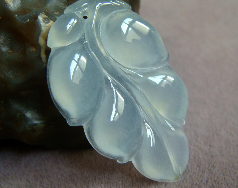 翡翠|翡翠市场的发展,不同档次的翡翠价位几何?一起来详细了解翡翠