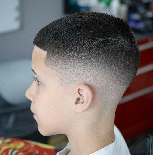 香蕉 2022小男孩发型趋势分享,时尚多变真帅气,你喜欢哪一种