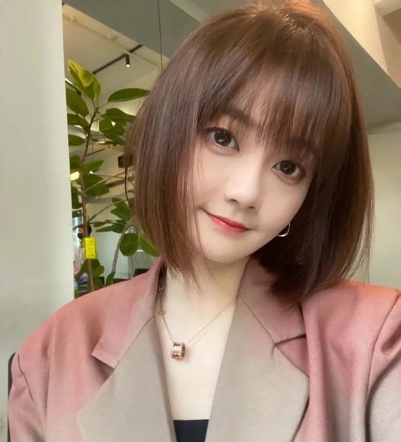 发型无论怎么剪,永不过时的还是波波头,百变时尚又瘦脸