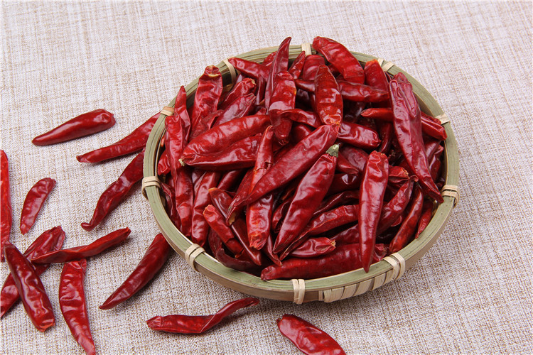 中药|世卫组织呼吁:禁止在冰箱放“1塑料袋”,或致甲状腺癌变,趁早扔