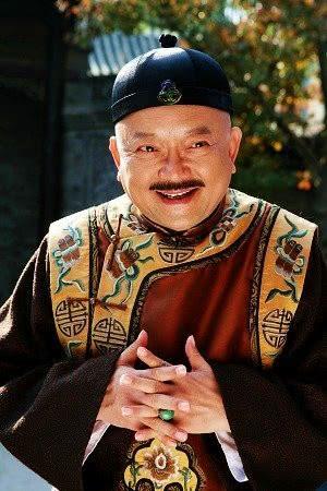 翡翠|真心财大气粗！价值百万的翡翠翎管，和珅一人就有846个！