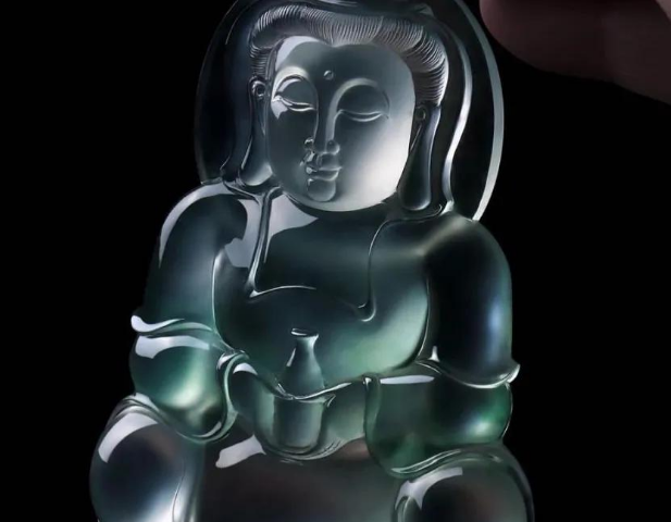 翡翠|哪些方面可以体现翡翠的价值?购买的时候,要注重这几点