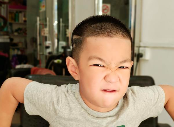 香蕉 2022小男孩发型趋势分享,时尚多变真帅气,你喜欢哪一种