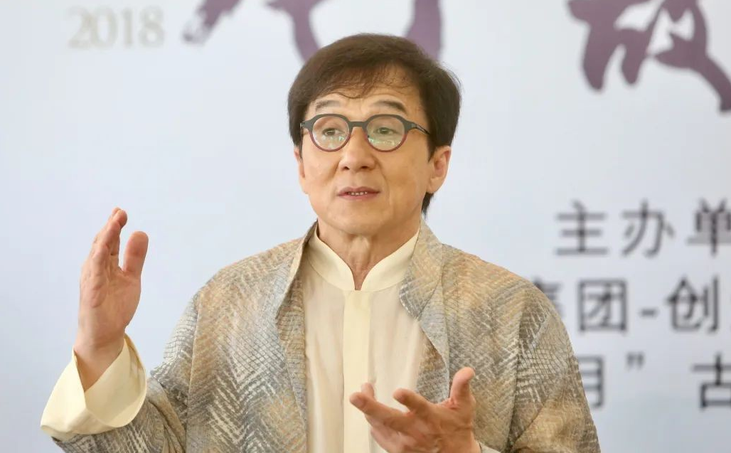 女孩|唐山事件最新进展!“嘎子”看望受伤女孩,港圈“大佬”发声