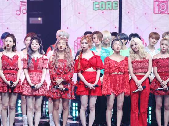 jyp|jyp时隔多年推出的女团,新人出道备受关注,成为世界一流女团