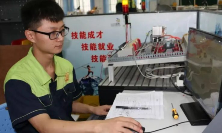 职业教育|学习困难，学习技术也很难，但是学习要比工作简单