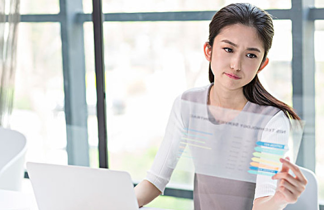 |工作中，被“看不起”的人，要么已经被抛弃