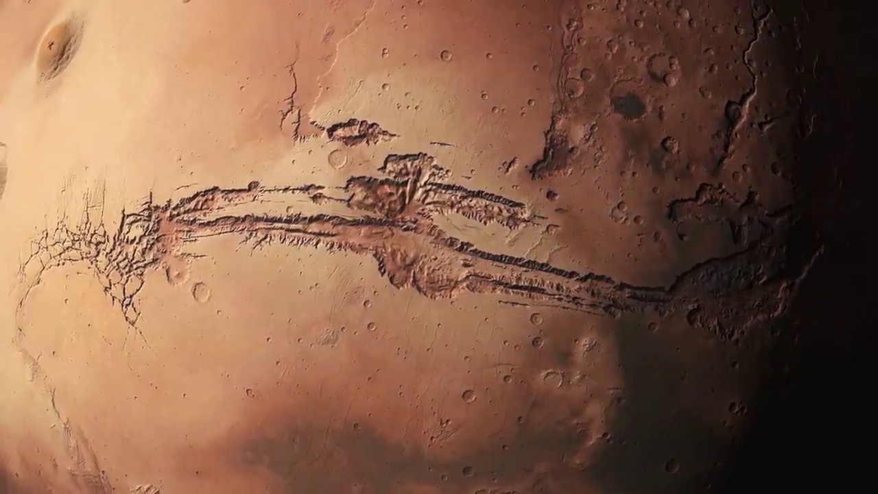 脑补一下,一个充满石油、钻石的星球,是什么样子的