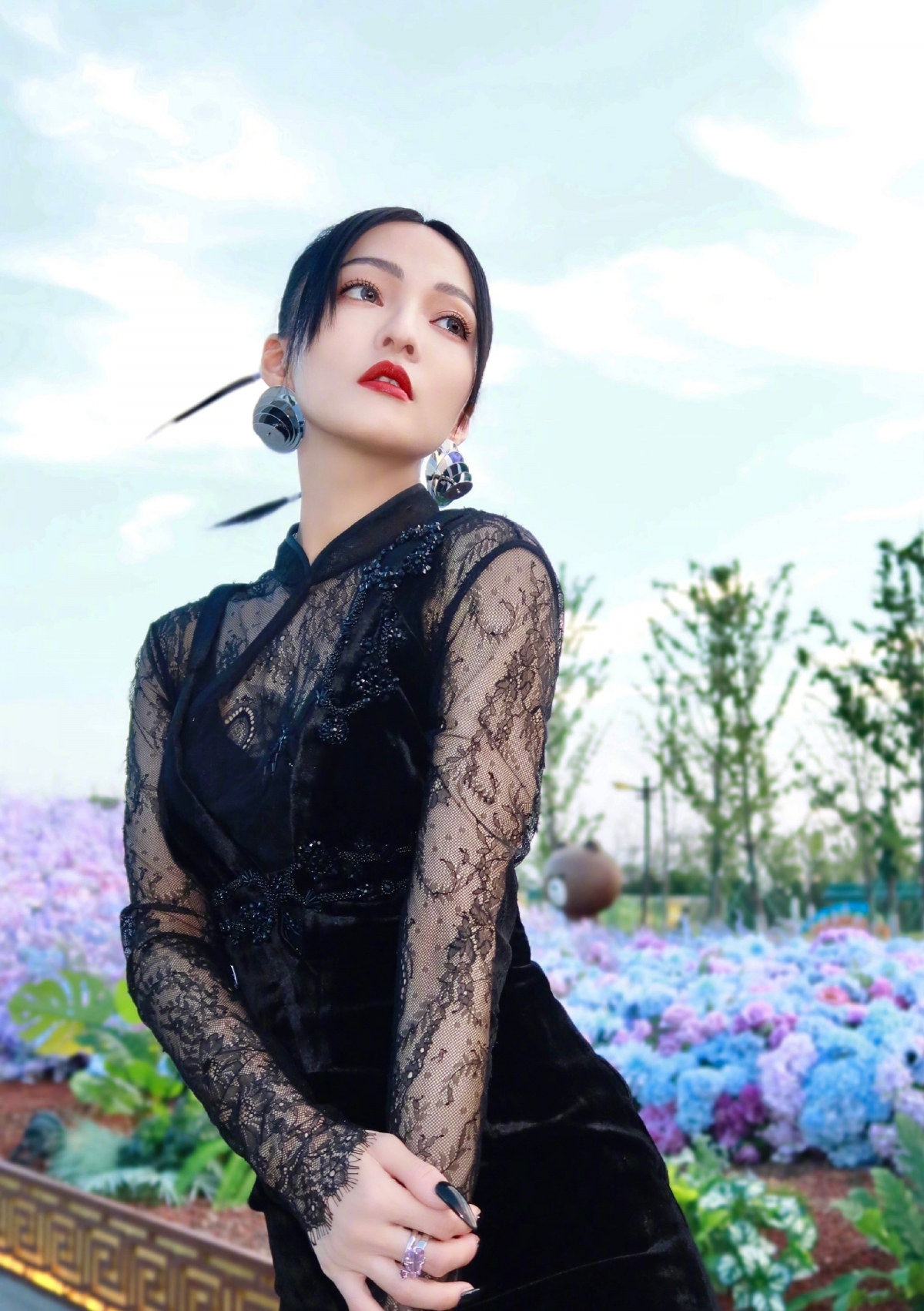 张韶涵|张韶涵遭“双亲背叛”看透人生：内心的小公主早在20年前就死了