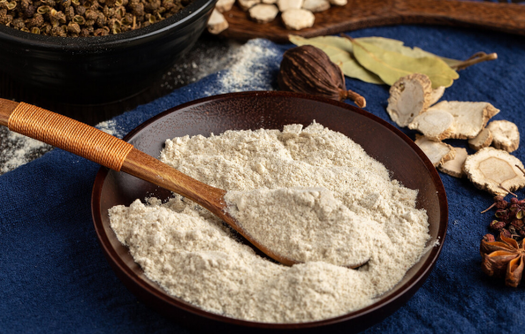 甲状腺结节|内分泌主任表明:甲状腺不好的人,平时少吃“2种调料”,不是食盐