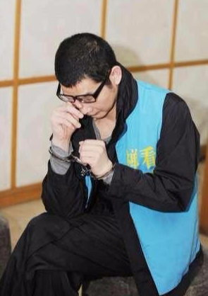 中国A级通缉犯,杀害13人,又枪杀3名军警,逃亡13年后终被抓