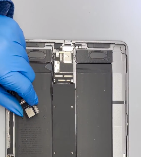 AMD|ipad pro不充电，居然是充电器惹得祸！