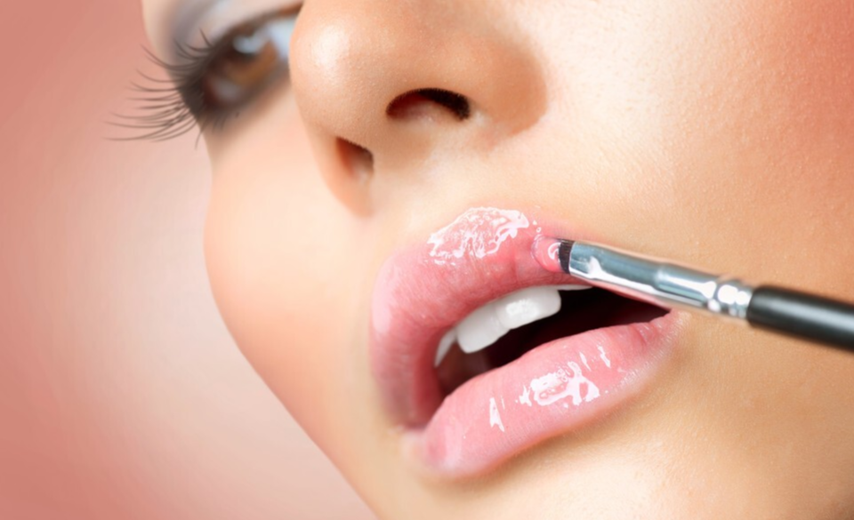 土豆 女人即使上了年纪，也要学会化淡妆，教你正确顺序，效果快又好看