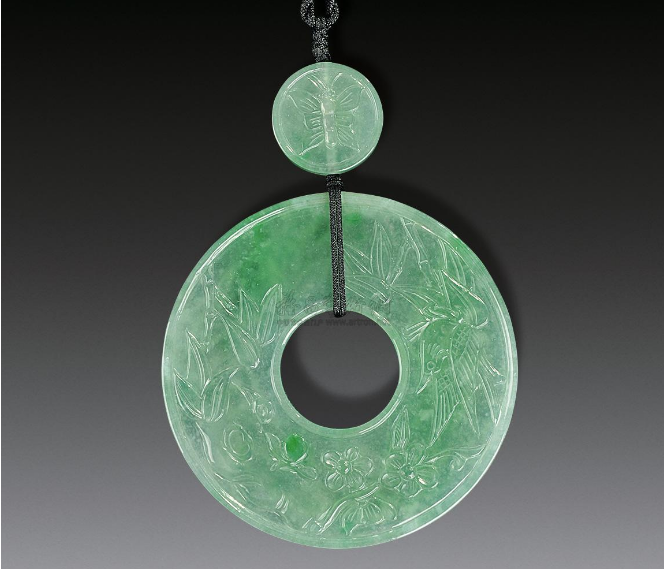 故宫|想要更好的收藏翡翠,那么就要知道怎么鉴别,它都有哪些特点