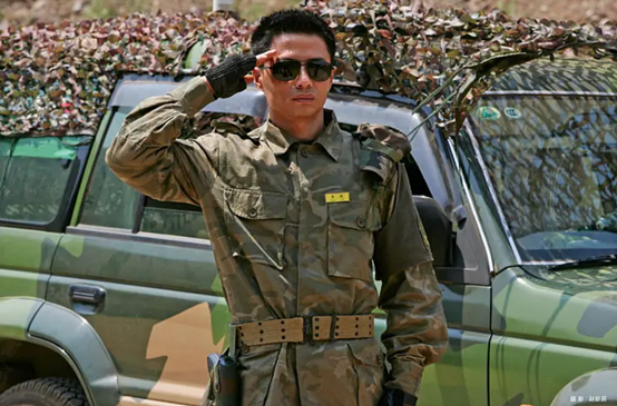 士兵突击|《士兵突击》：剧里的人，他们真实到自己可以从身边拉出类似的人