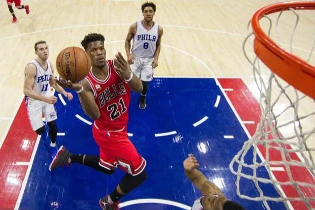 选秀|现役30岁以上未砍下60分的球星：三人无望，三人太难