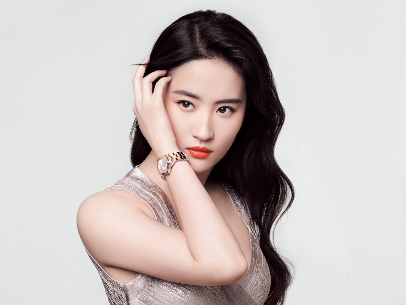 刘亦菲|清淡如仙女,刘亦菲用自己的个性,化作不一样的小龙女