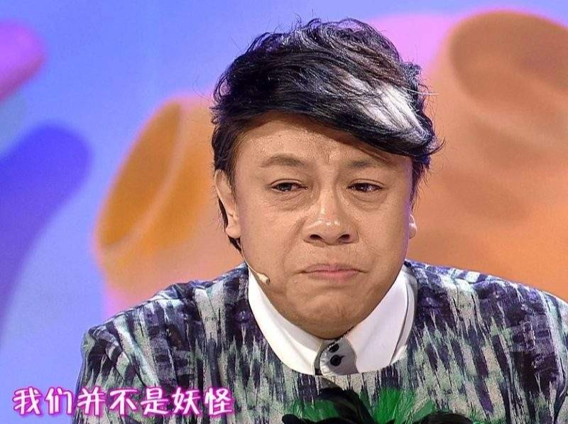 蔡康永|蔡康永，60岁发福显老态，相伴22年男朋友照片，身材魁梧很帅气