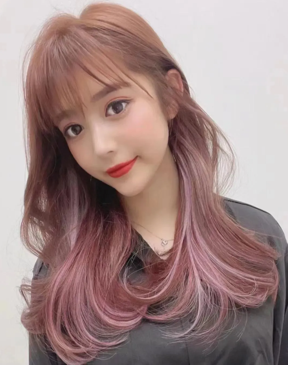 时尚发型 精选时尚发型17款,无论长短都很美,爱美女性都在剪