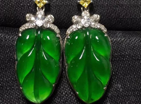 博物馆|翡翠界的“堵”你都知道吗?赌对了的话,身价立马翻倍