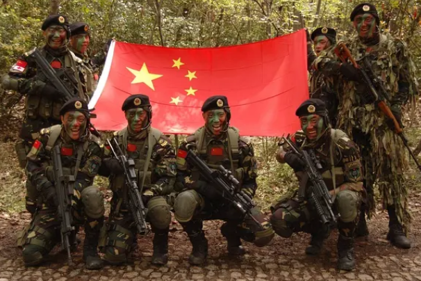 军旅|军旅剧《我是特种兵之利刃出鞘》,有军人的热血沸腾,也有战友情