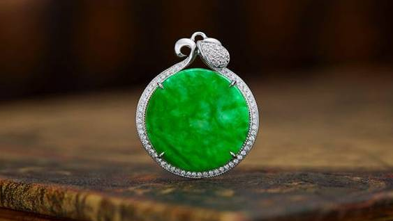 翡翠|各种各样的玉石种类，成色和翡翠接近，曾受到大家疯狂喜爱