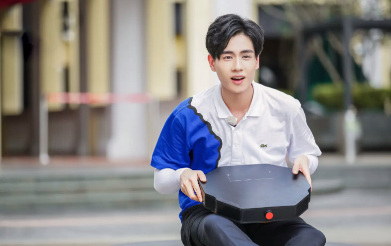 胡一天|《超时空罗曼史》正式收官，胡一天获好评