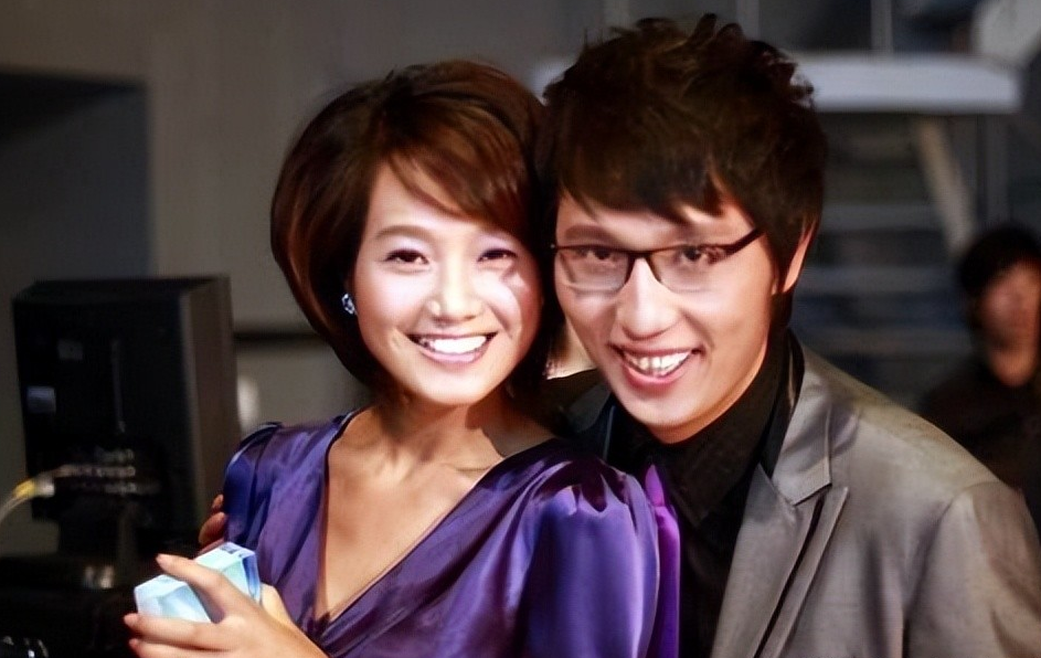 华少|华少，他究竟错在哪儿？他妻子长得不好看？所以华少就很少晒？